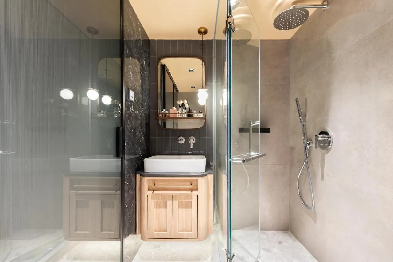 **** Hotel Dash Living On Prat Hong Kong China