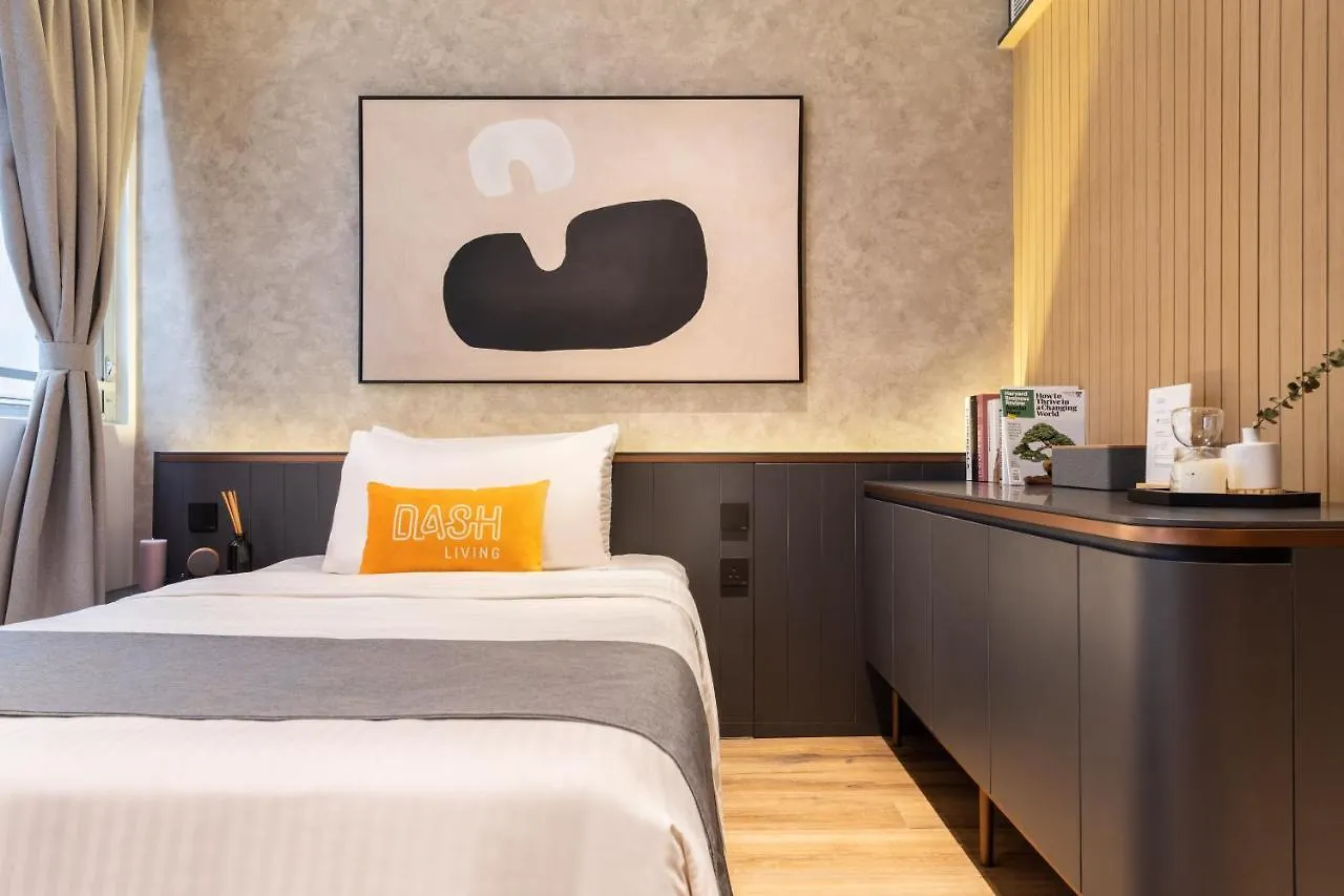 Dash Living On Prat Hong Kong Hotel
