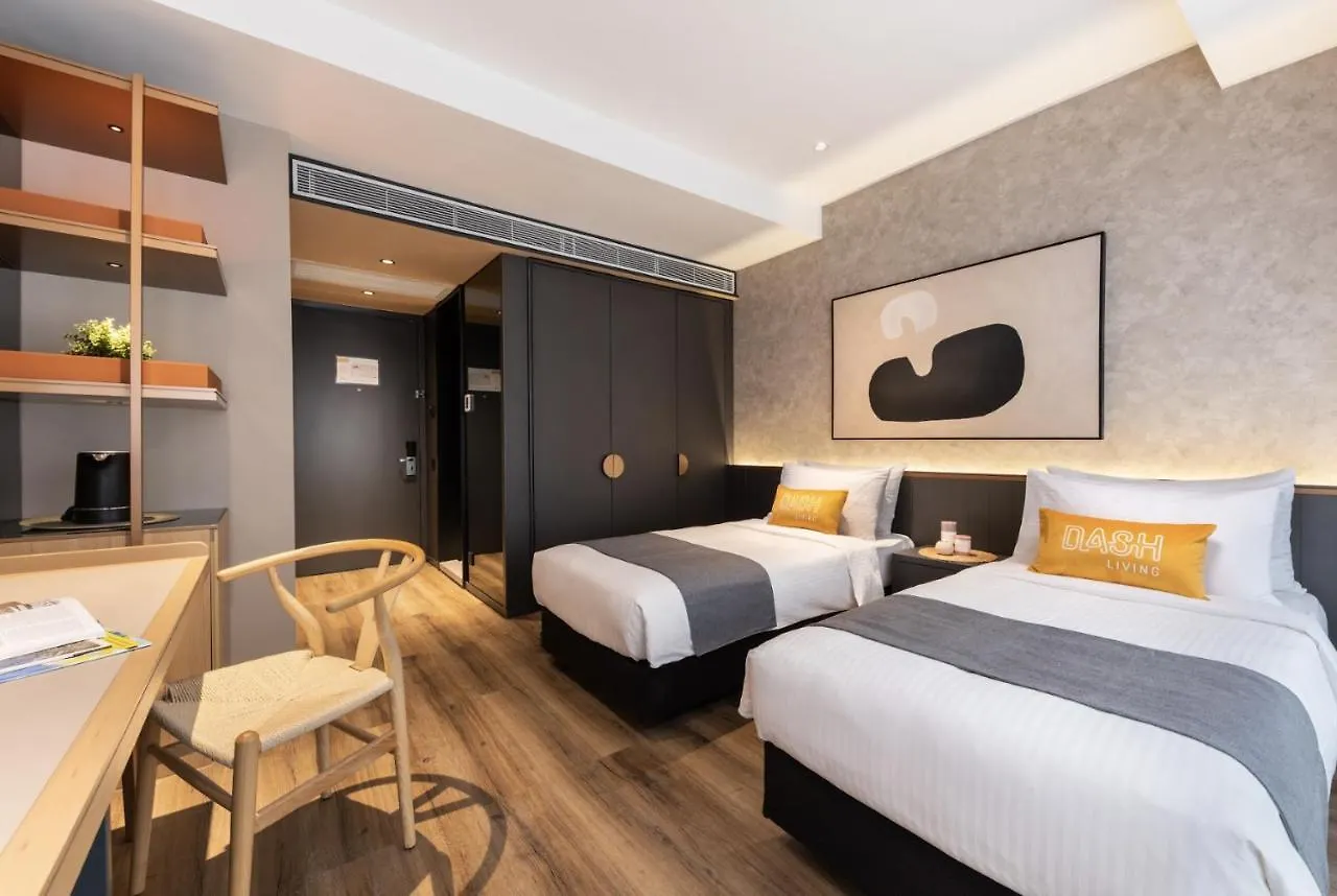 Hotel Dash Living On Prat Hong Kong