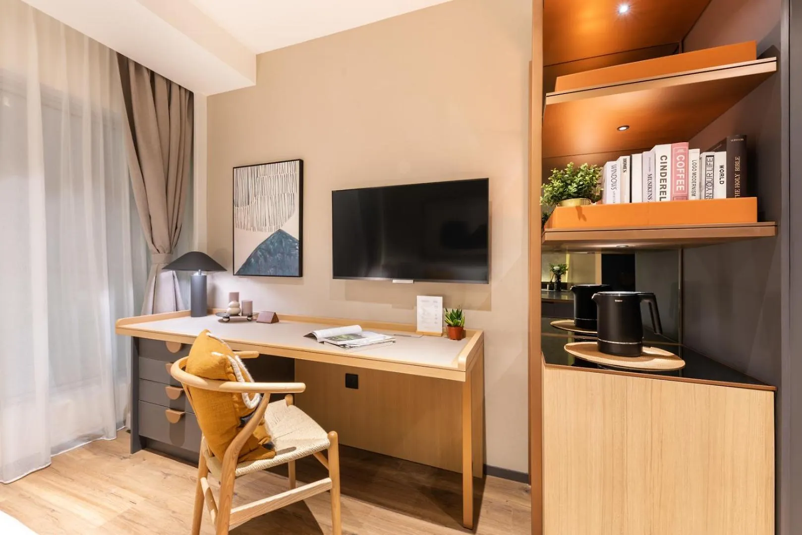 Dash Living On Prat Hong Kong Hotel